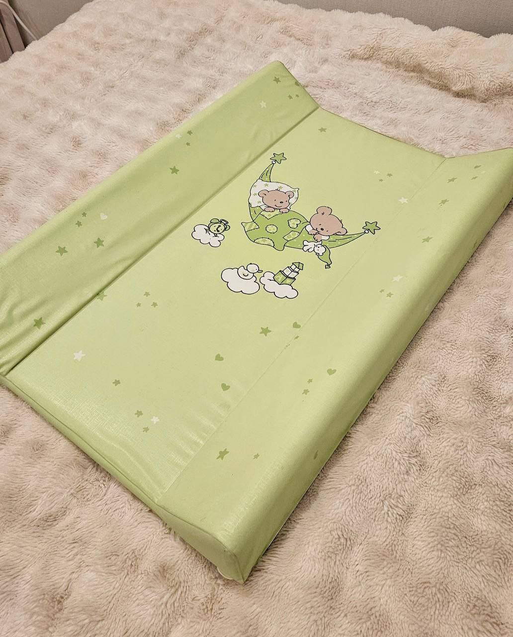 Пеленальная доска для малыша